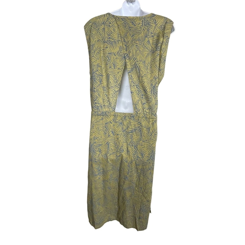 Sleeveless V-Neck Printed Sundress in Olive Yellow - Picture 7 of 12